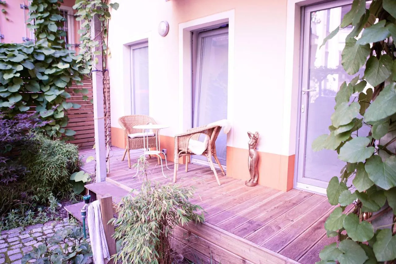 Cosy Apartment At Prenzlauer Berg With Terrace And Headphonecinema Berlin