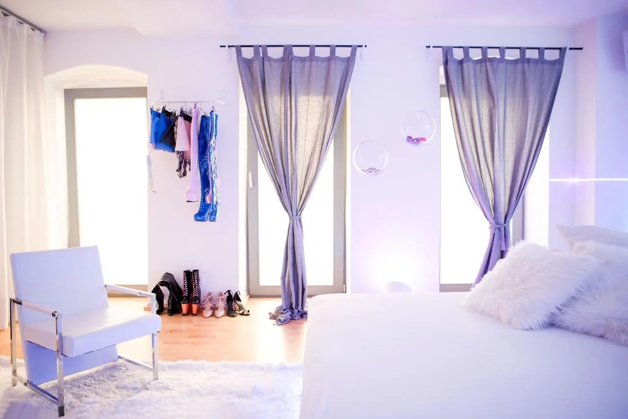 Cosy Apartment At Prenzlauer Berg With Terrace And Headphonecinema Berlin 0*,